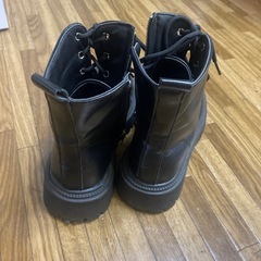 ブーツ 黒 23.5cm の画像