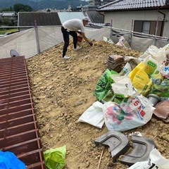 10月14.15日瓦めくり手伝ってください😊日払いです👌の画像