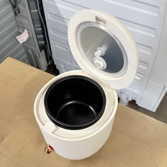 【未使用品‼️】シンプル操作♪ 2合炊き炊飯器 炊飯ジャー ホワイト♪の画像