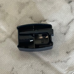 DIORディオールポーチと鉛筆削りの画像