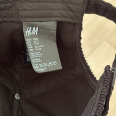H&M コーデュロイキャップ🧢（ブラック）の画像