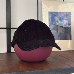 H&M コーデュロイキャップ🧢（ブラック）の画像