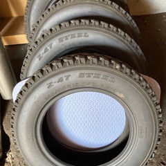 スパイクタイヤ145/80R13
の画像