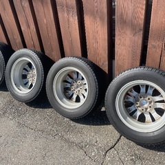 スタッドレスVRX3と純正アルミホイール4本セットの画像