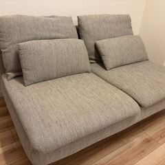 グレー 2人掛けソファ モダン　IKEAソーデルハムンの画像