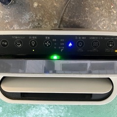 【受付中】 シャープ プラズマクラスター 加湿空気清浄機 KC-F50 中古 福岡の画像
