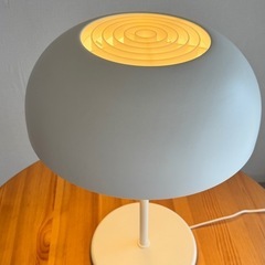【無料／直接引き取り限定】IKEA テーブルランプ（電球なし）の画像