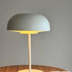 【無料／直接引き取り限定】IKEA テーブルランプ（電球なし）の画像