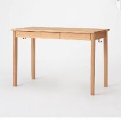 無印良品のオークデスクの画像