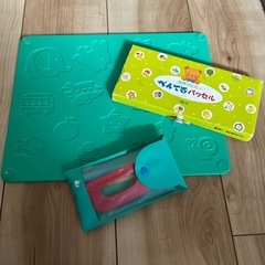 週末限定！粘土板とクレヨンセットの画像