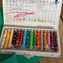 週末限定！粘土板とクレヨンセットの画像