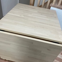 IKEA 折り畳みテーブルの画像