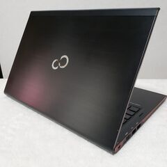 FUJITSU　13.3インチ　core i5　8GB　SSD　タッチパネル　カメラ　Wi-Fi　Bluetooth　Microsoft office2021　Windows11　の画像