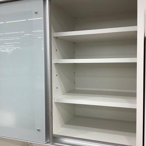 【値下げしました】松田家具のレンジボードのご紹介です