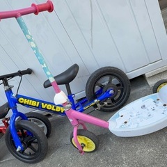 2-3才用と3-4才用自転車と幼児キックボード🚲の画像