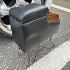 早い者勝ち！　車用　汎用　センターコンソール　小物入れ　肘置き　の画像