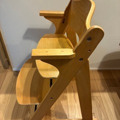 子供用の椅子の画像