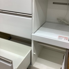 【値下げしました】2枚扉レンジボードのご紹介ですの画像