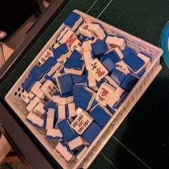 自動雀卓　折り畳みの画像