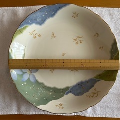 大皿 (桂由美 創作華窯)の画像
