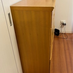 ローチェストの画像