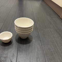 食器セットの画像