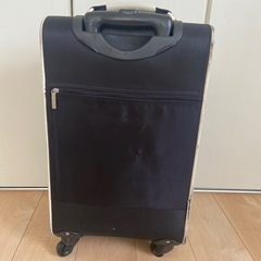 スーツケース　機内持ち込みサイズの画像