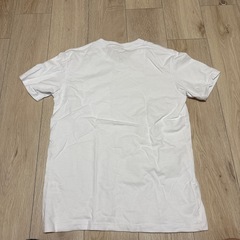 白シャツ　半袖　Vネック　メンズの画像