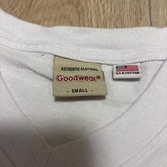 白シャツ　半袖　Vネック　メンズの画像