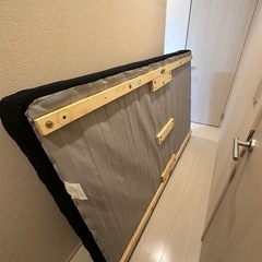 セミダブルベッドの画像