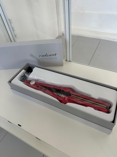 ラディアントストレートアイロン28ミリ新品未使用