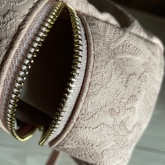 【ジャンク品】ピンク🩷ゴールドがポイント✨のショルダーバッグの画像
