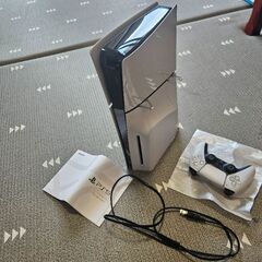 PS5本体 + ゲームソフト4本セットの画像