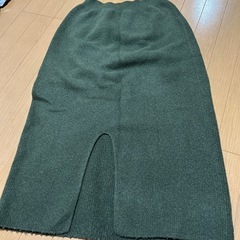 ユニクロ　3Dスフレヤーンスカートの画像