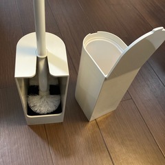 ［譲り先決定］トイレブラシ・ダストボックスの画像