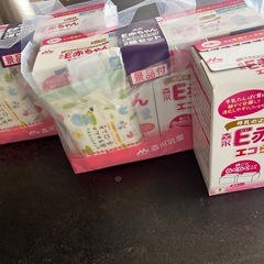森永 E赤ちゃんらくらくエコらくパック400ｇ×5セット
の画像