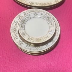 上品なお皿セット　Noritake の画像