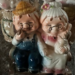 おじいちゃんおばあちゃんの飾り 貯金箱の画像