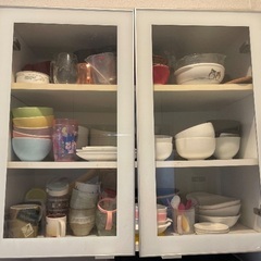 IKEA 食器棚(無料で譲ります)の画像