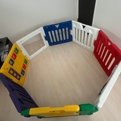 ベビーサークルの画像
