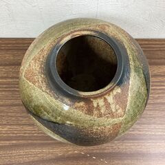 【お売りします】 信楽焼？　壺　花瓶　銘印あり　詳細不明の画像