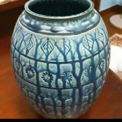 レトロ　青色　花瓶の画像