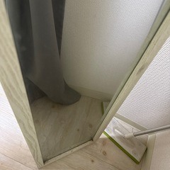 全身鏡の画像