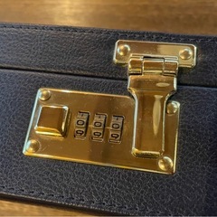 ロック付き収納ケースの画像