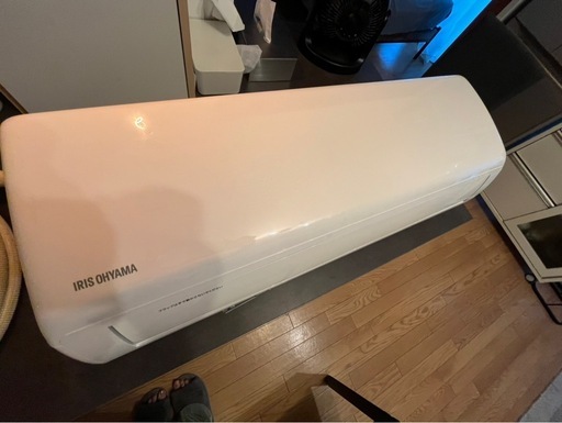 【アイリスオーヤマ】ルームエアコン IHF-2204G（2020年製）リモコン・室外機・取付部品付き