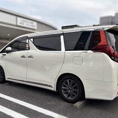 個人出品◼️H27年式アルファードハイブリッドe-four 4WD◼️両側パワスラ◼️10インチナビ◼️JBLの画像