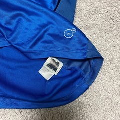 サッカー用長袖シャツ　PUMA  サイズXLの画像