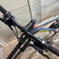 FUJI RAIZ DISK グレー クロスバイク 700C高年式白の画像