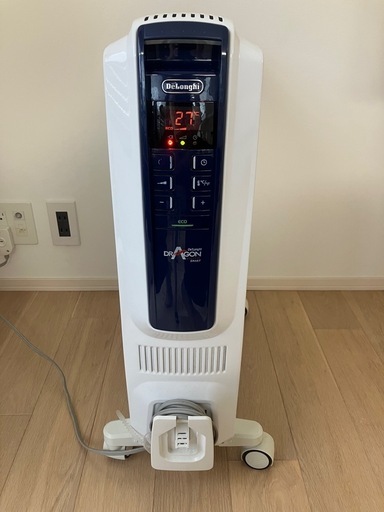 デロンギ  オイルヒーター　QSD0915-MB