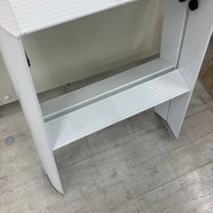 METAPHYS 脚立　ホワイト　2ステップ【トレファク堺福田店】の画像